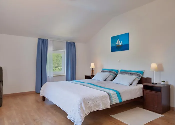 别墅 Eugenia By Briskva