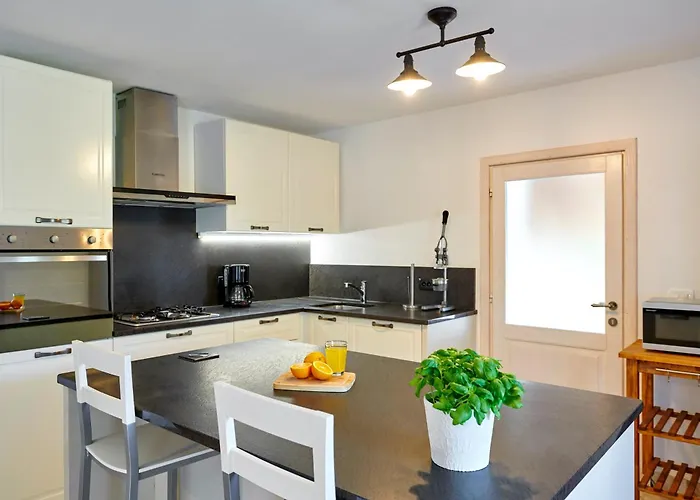 Eugenia By Briskva *