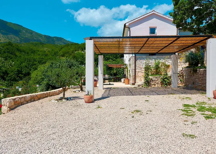 Eugenia By Briskva * 布鲁赛吉